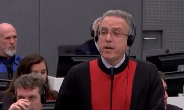 Misetiq ndan fjalën e avokates së Thaçit: Prokuroria po kërkon dënimin e tij për biseda që s’patën ndikim real