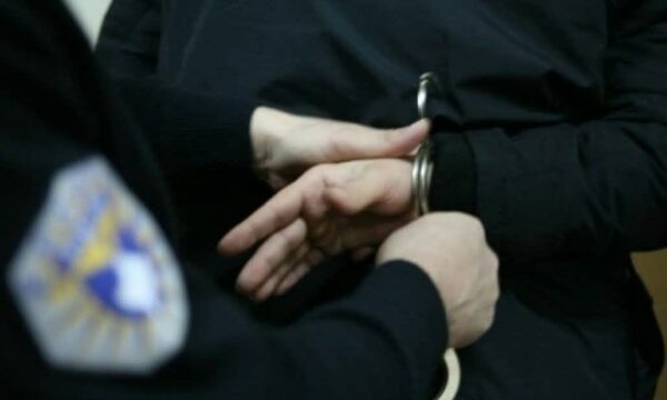 Mitrovicë e Veriut: Arrestohet 51-vjeçari i dënuar me 6 muaj burgim