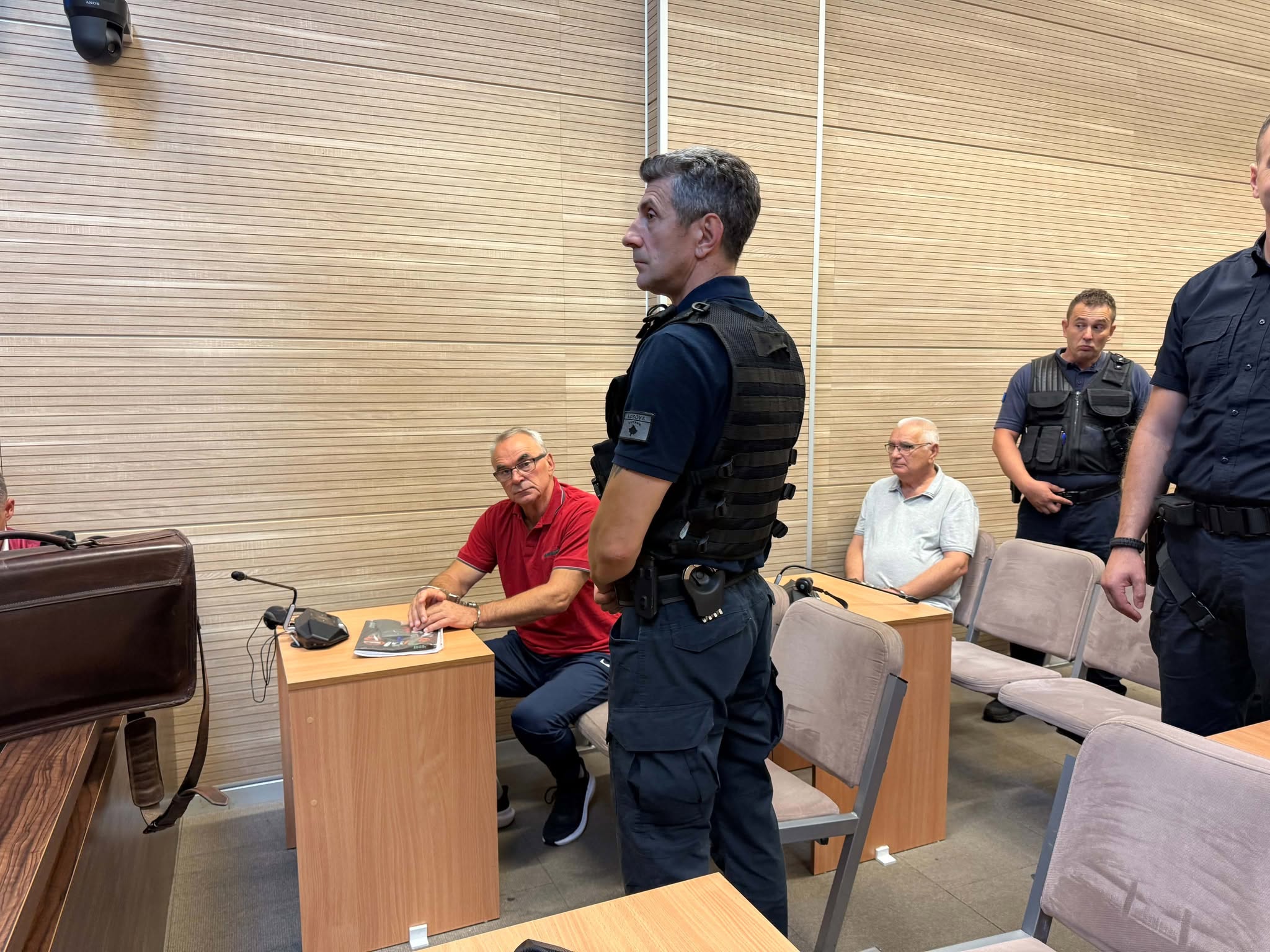 “Isha shtatzënë, linda pa mjek” – dëshmi tronditëse në gjykimin ndaj Momir Pantiqit dhe Zharko Zariqit