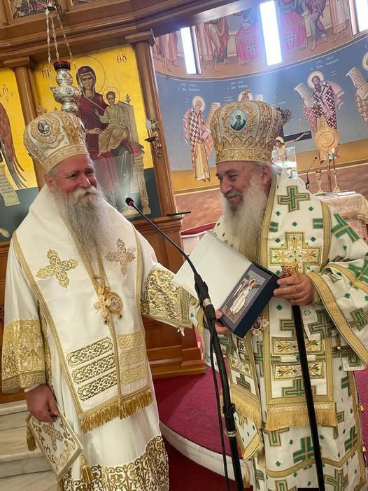 Organizata “Shqiptaria” reagon për meshën në Gjirokastër: “Kjo nuk është thjesht çështje fetare, por dinjiteti kombëtar”