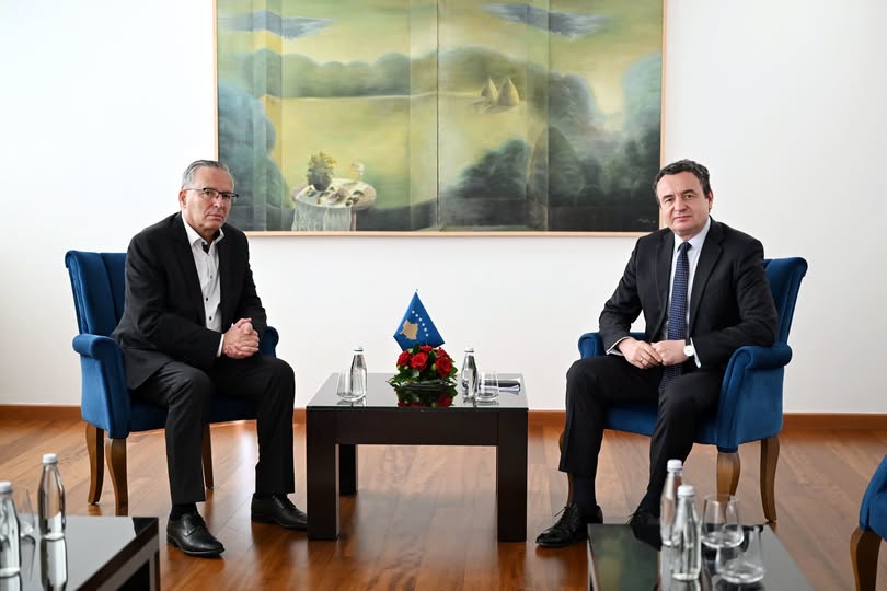 Kryeministri Kurti priti në takim kryetarin e PDK-së, Hamza, ja se çka biseduan