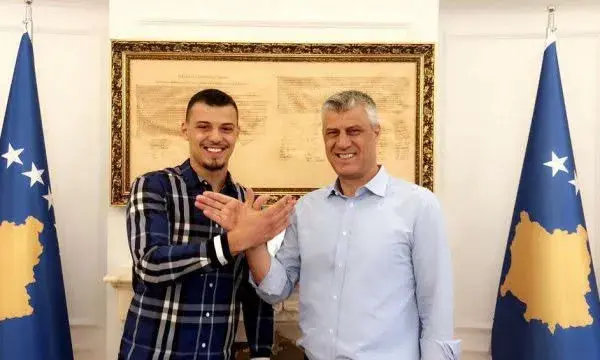 Endrit Thaçi i bashkohet thirrjes së OVL-UÇK për protestë në mbrojtje të UÇK-së