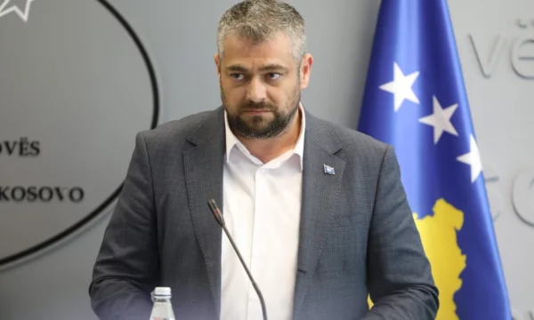 Hoti: Bashkë në ‘Marshin për Liri’, historia s’mund të rishkruhet, UÇK’ja është themeli i lirisë dhe shtetit tonë