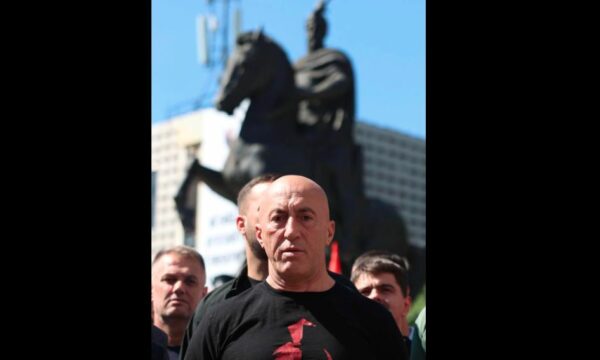 Haradinaj pas protestës: “Jo në emrin tim! Liri për çlirimtarët”