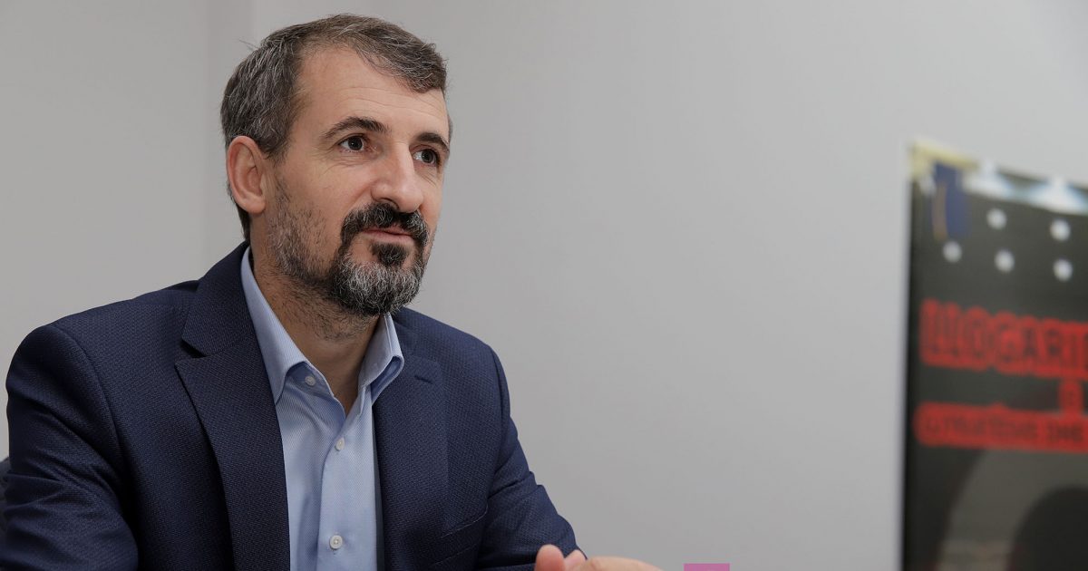 Miftraraj: Gjykata Kushtetuese po e luan rolin e babadimrit