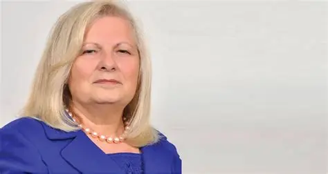 Sot i jepet lamtumira e fundit Flora Brovinës