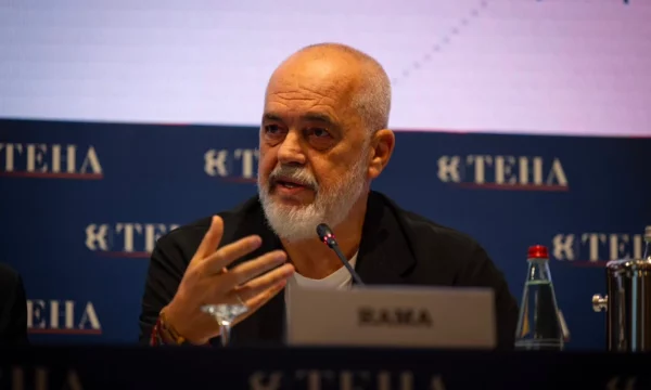 “Po më merr Putini në telefon”, Rama batuta nga Italia