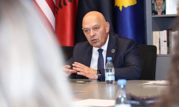 Gjini: Aleanca do t’i drejtohet Gjykatës, themelet e kushtetueshmërisë po lëkunden