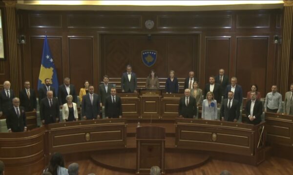 Me 62 vota, zgjidhet Qeveria Kurti 4, Haxhiu: Urime dhe suksese