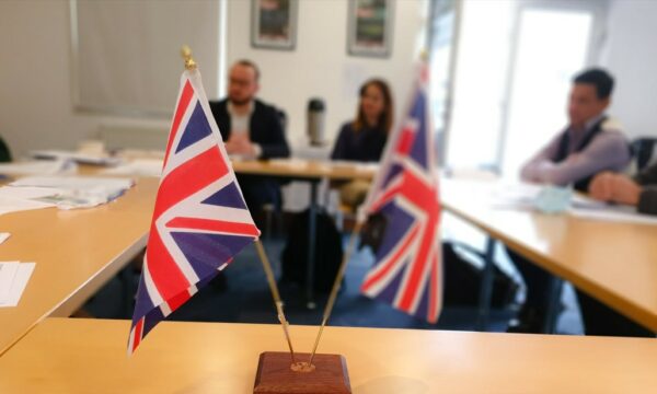 Ambasada britanike kërkon që Beogradi t’i mbajë përgjegjës pa vonesa Radoiçiqin dhe tjerët për sulmin tragjik në Banjskë