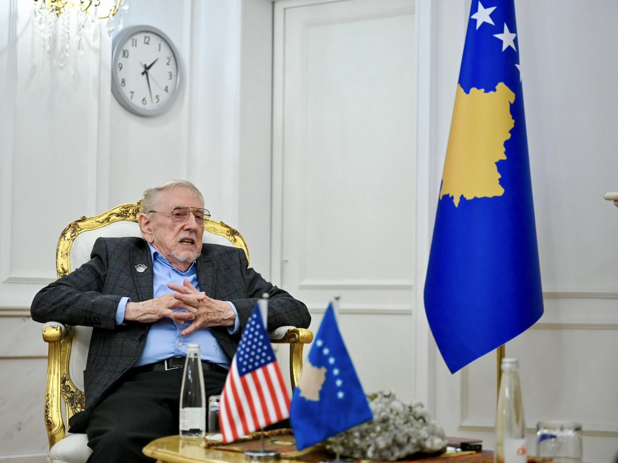 “Ditë e kobshme”, Walker: Kosova do të shihet me sy tjetër pas verdiktit të Speciales