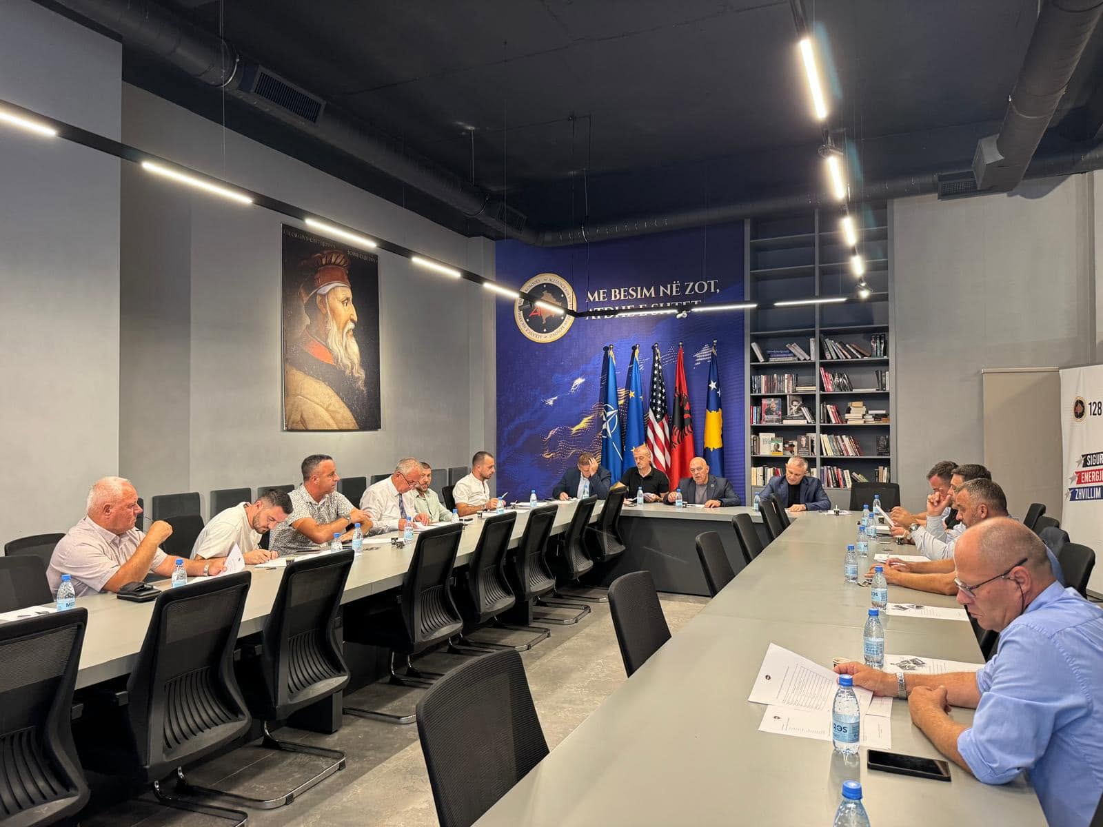 AAK: Pushteti po synon zgjedhje të reja, fajësimi i partive të tjera është pjesë e kësaj qasjeje