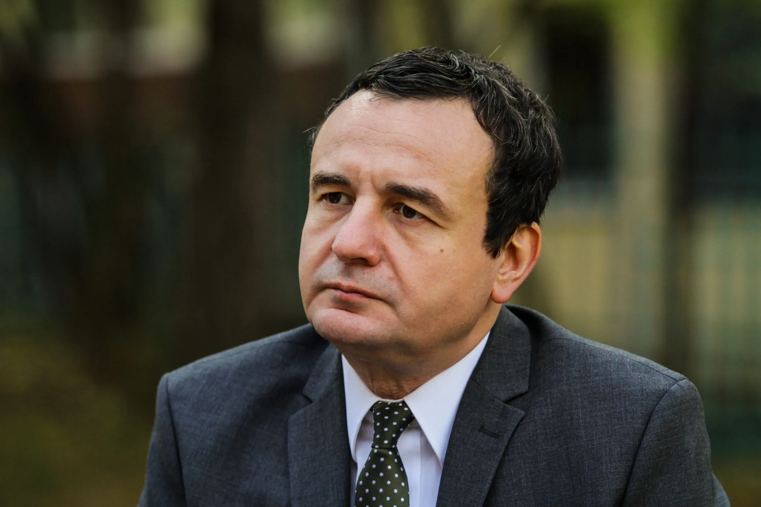 VETËVENDOSJA SI LISTA SERBE Edhe Vetëvendosja i referohet komunitetit serb në Kosovë si “popull”, njëjtë si Lista Serbe