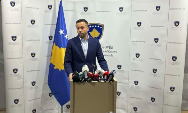 Ligji për Specialen në Qeveri, Tahiri: Haxhiu u zotua ta përshpejtojë procesin