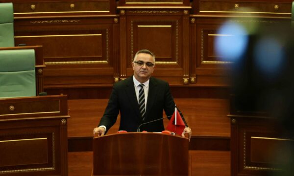 Tahiri: Marrëveshja VV-LDK u arrit, pse ende nuk po thirret seanca e Kuvendit?