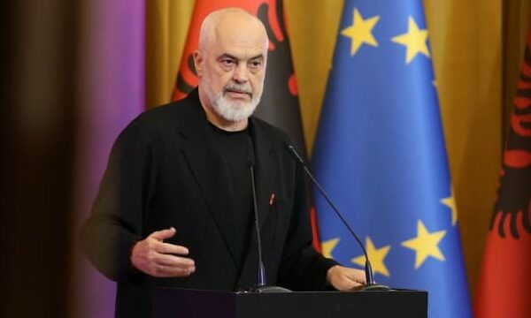 Gjykata e Lartë e la në burg Erion Veliajn, reagon Kryeministri Rama: Përsëri Tirana pa kokë