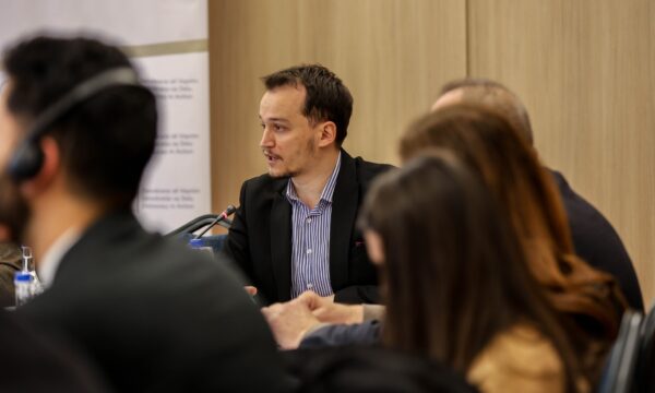 Cakolli: Si do të ishte jeta jonë nëse themeluesit e UÇK do e zgjidhnin rrugën më të sigurt për ta para 30 vitesh