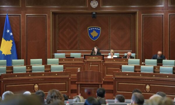 Pasi foli Gjykata, VV e “njeh të drejtën e PDK për të propozuar kandidat për nënkryetar Kuvendi”