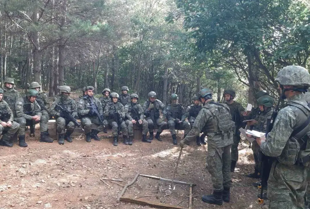 Përfundon “Kursi i Avancuar për Lider” në FSK, trajnohen pjesëtarët për detyra udhëheqëse