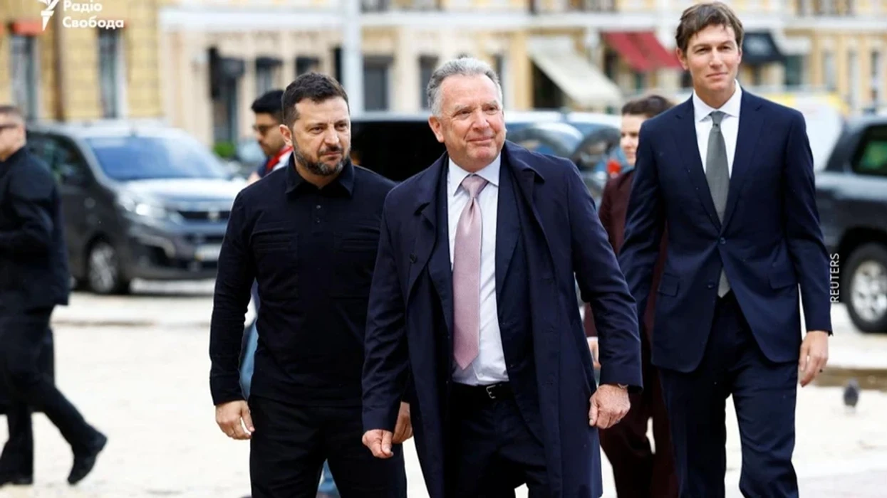 Zelensky takon të dërguarit e Trumpit në Kiev, përpjekje e re amerikane për t’i dhënë fund luftës