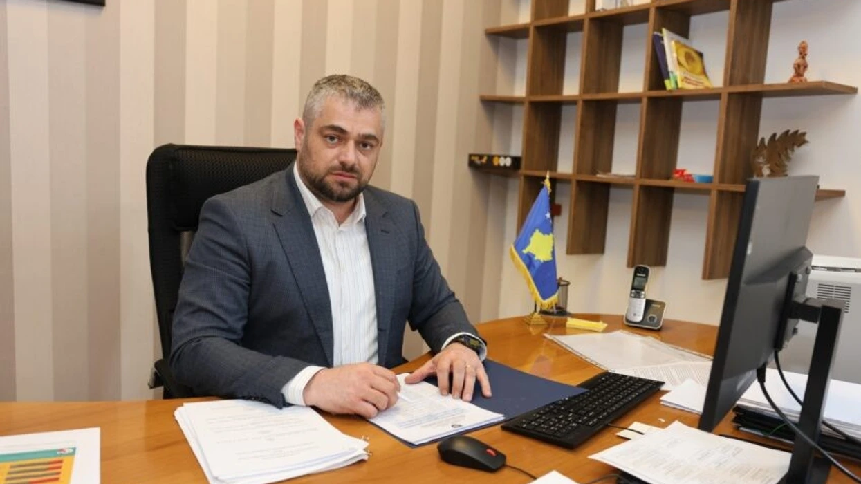 Andin Hoti: Me dy duar do ta votoja zhbërjen e Gjykatës Speciale