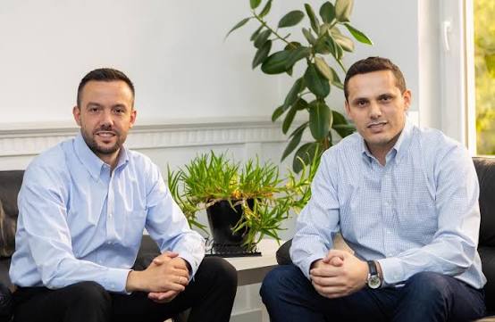PDK e çon nesër në Kushtetuese votimin e Qeverisë, Gruda e Tahiri u drejtohen mediave