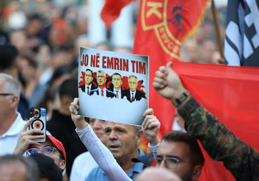 “Jo në emrin tim”, Musliu kërkon që Qeveria të ndriçohet me këtë mesazh