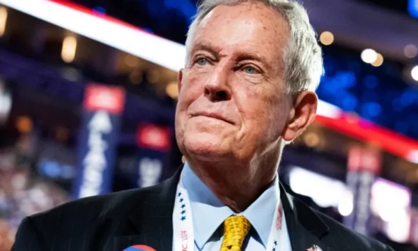 “Lavrov – qen besnik i Putinit”, Wilson: Ndaj kriminelit të luftës duhet të ushtrohet presion maksimal