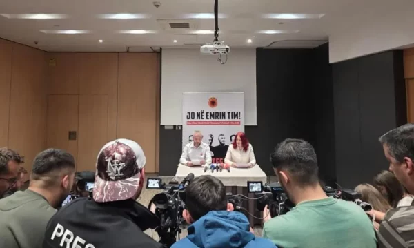 “Liria Ka Emër” mban konferencë për media, nesër mbahet marshi i 1 Tetorit
