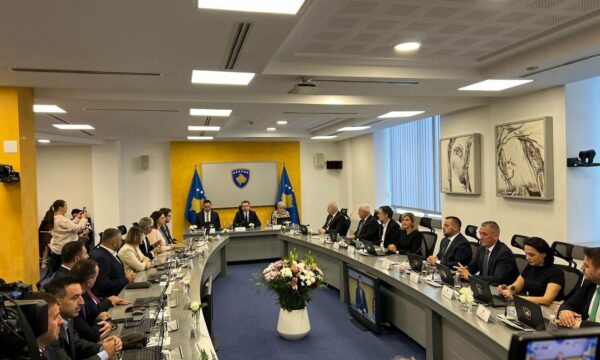 Mbledhja e Qeverisë 35 pika në rend dite, Projektligji i PDK për Specialen nuk është përfshirë