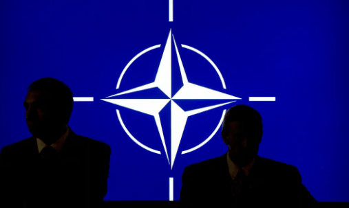 Kërcënimet hibride ruse, komandanti i NATO-s: Sot të gjitha vendet jemi në krahun lindor