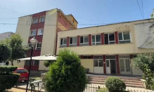Vdekja e 37-vjeçares shtatzënë, nis hetimi ndaj 3 mjekëve në maternitetin e Pogradecit