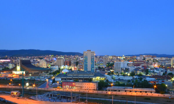 Banesat për 7.3 % më shtrenjt se vitin e kaluar, Prishtina prinë për rritje çmimi