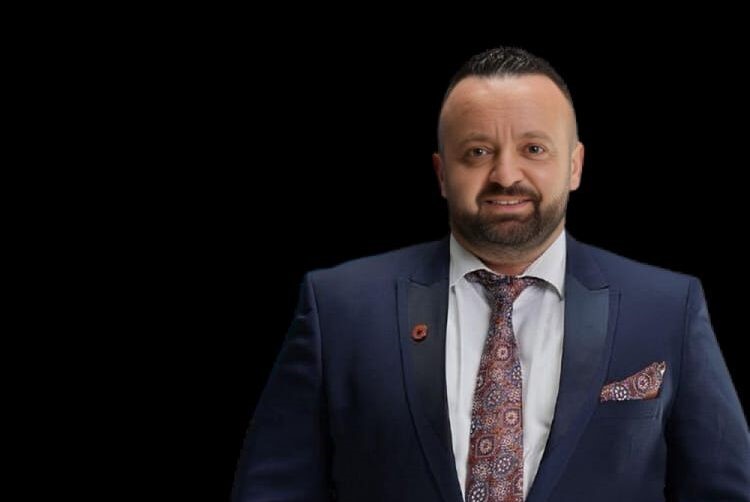 Qëndrim Kryeziu: A jeni të kënaqur me “Albin Serbinë”? Me këtë patriotizëm, Serbia s’ka nevojë për propagandë