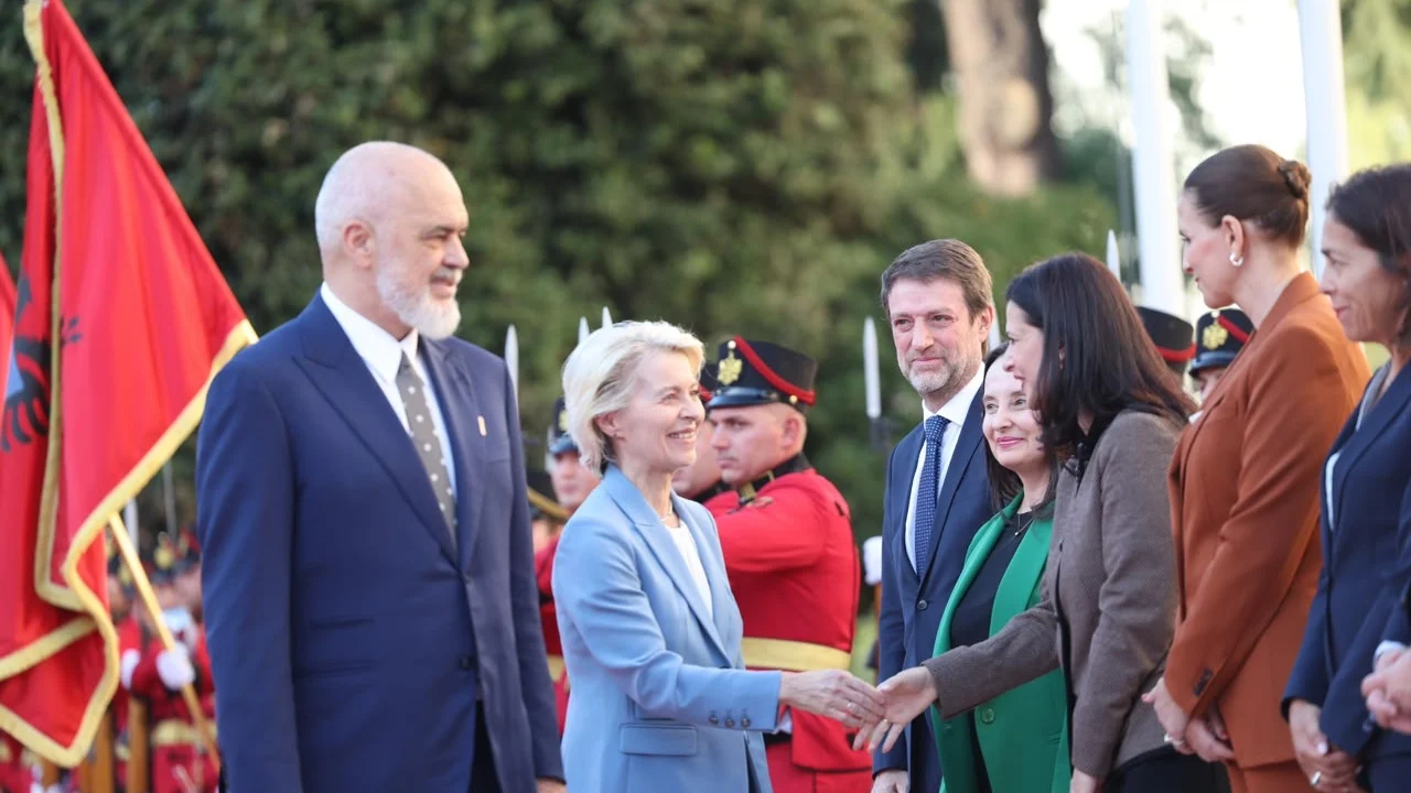 Von der Leyen në Tiranë: Rama po punon fort për ta bërë realitet ëndrrën evropiane të Shqipërisë