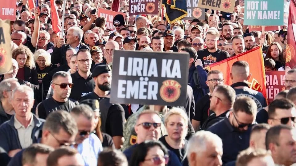 OVL-UÇK i reagon Kosit: Nëse nuk fillon zbatimi i ligjit pas hyrjes në fuqi, rinisin protestat