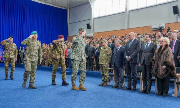 Ndërrimi i Komandës së KFOR’it, Italia paralajmëron rol më të madh të institucioneve kosovare të sigurisë – detaje