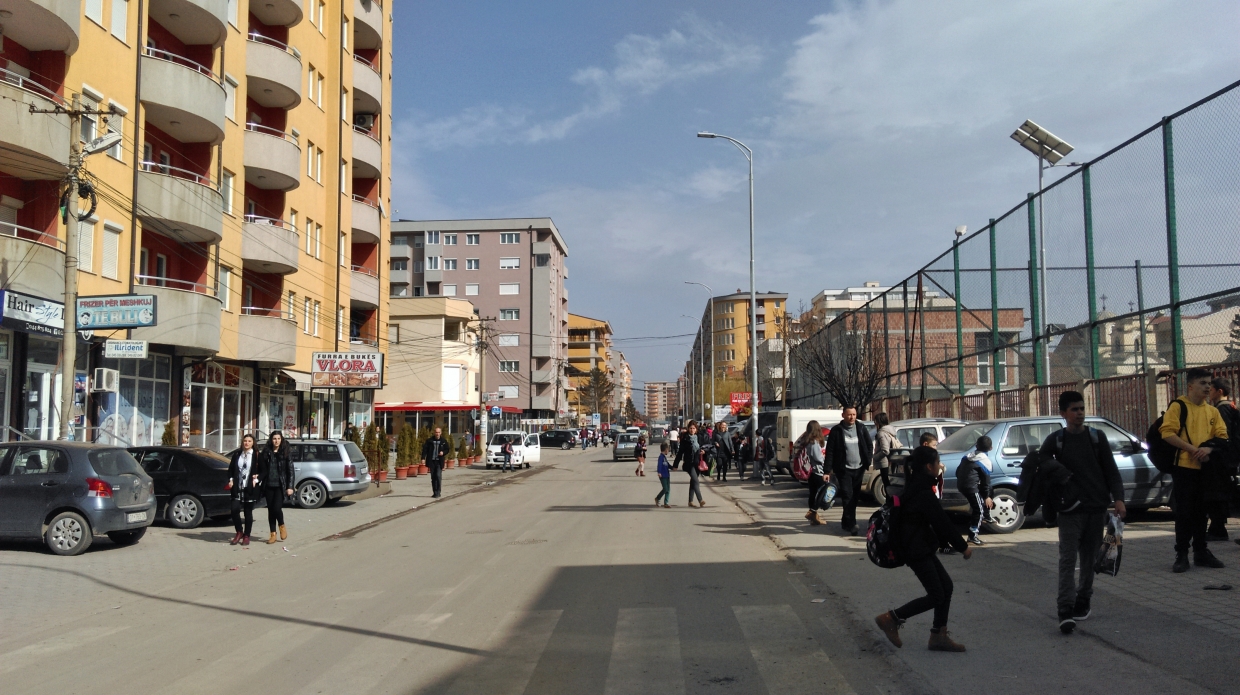 Sulmohet dhe kanoset një grua nga bashkëjetuesi në Fushë Kosovë