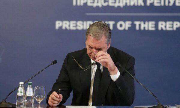 Republikanë e demokratë në SHBA bashkohen kundër Serbisë, kërkojnë ndryshime në politikën e Beogradit