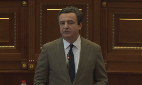 Paralajmëroi takim me Hamzën sot, Kurti: Duhet të merremi vesh për Presidentin, pastaj për një strategji për Hagën
