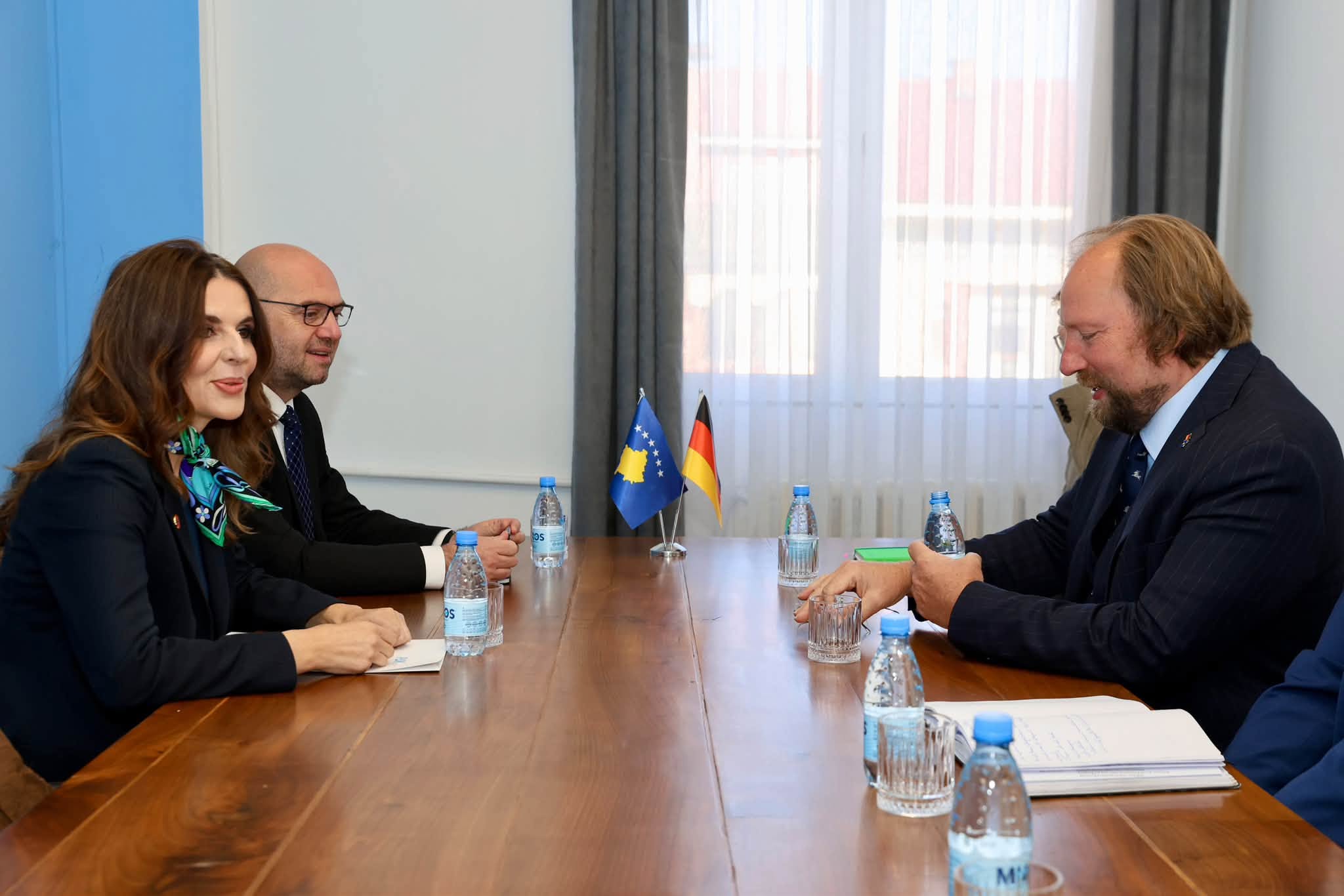 Çitaku pret Hofreiterin, kërkon mbështetje të shtuar nga Gjermania për Kosovën