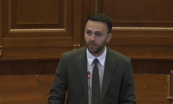 Krasniqi: Nëse votohet Ligji për Specialen, ka vullnet që të zgjidhet presidenti