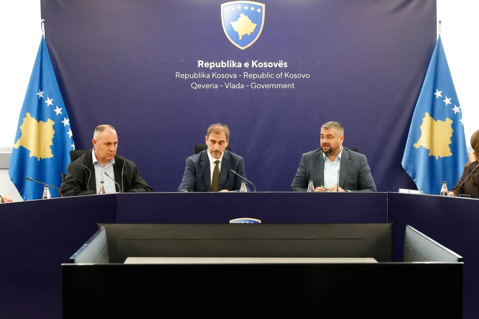 Hoti: Do të angazhohemi për avancimin e të drejtave për personat me vështirësi në të pamur