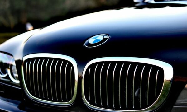 BMW nis ristrukturimin: 8 mijë vende pune në rrezik dhe më shumë inteligjencë artificiale