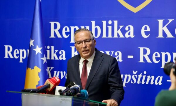 Ligji për Specialen, Hamza: Është aprovuar në mënyrë të rregullt- Kuvendi mund t’i shfuqizojë edhe marrëveshjet ndërkombëtare