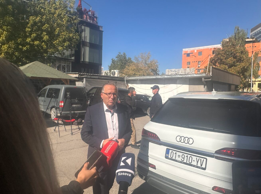 Hamza para mbledhjes së kryesisë: Të miratohet ligji për Specialen në të dy leximet, pastaj presidenti
