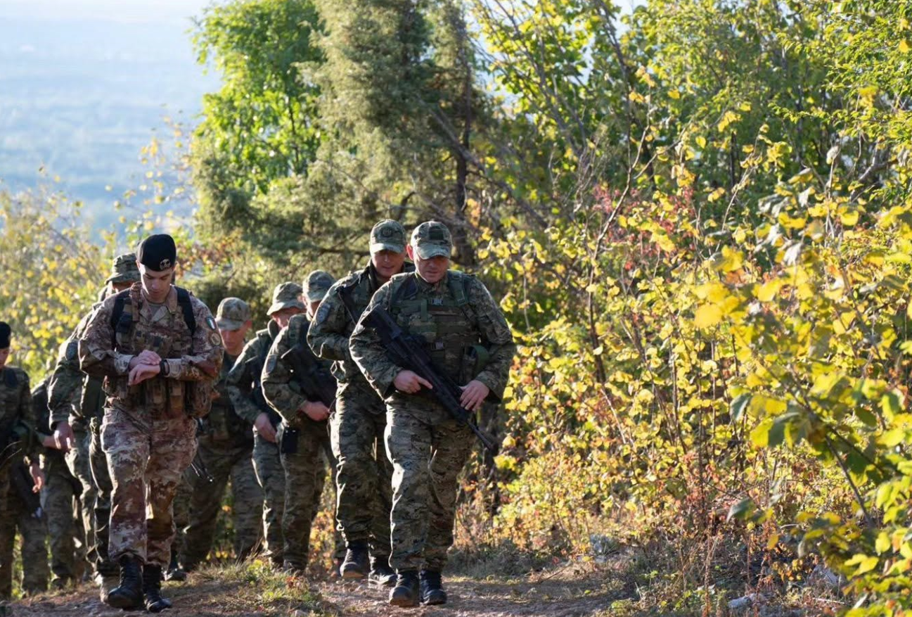 KFOR-i zhvillon marshime malore në Kosovë, synon rritjen e gatishmërisë së ushtarëve
