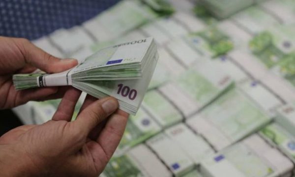 Hyseni: Tatimpaguesit i kanë ATK-së rreth 800 milionë euro borxhe