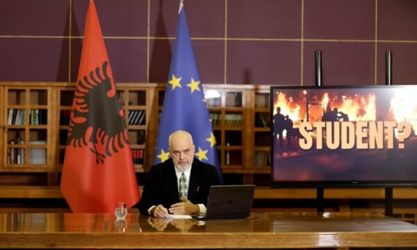 “S’janë studentë”, Rama lexon emrat e të arrestuarve gjatë protestës: Të gjithë me precedentë kriminalë