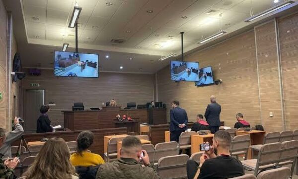 Faruk Mujka dhe Hysen Muzliukaj sërish deklarohen të pafajshëm për korrupsion